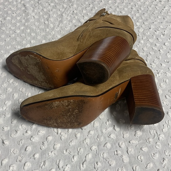 Coach Boots size 7.5 B - Picture 6 of 16